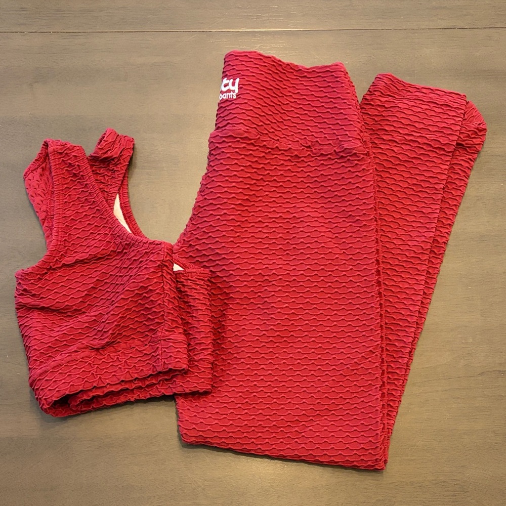 Booty by Brabants Sports Bra and Leggings Set